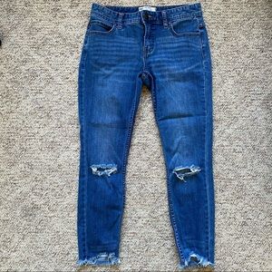 Free People Distressed Mid rise Jeans Size 27